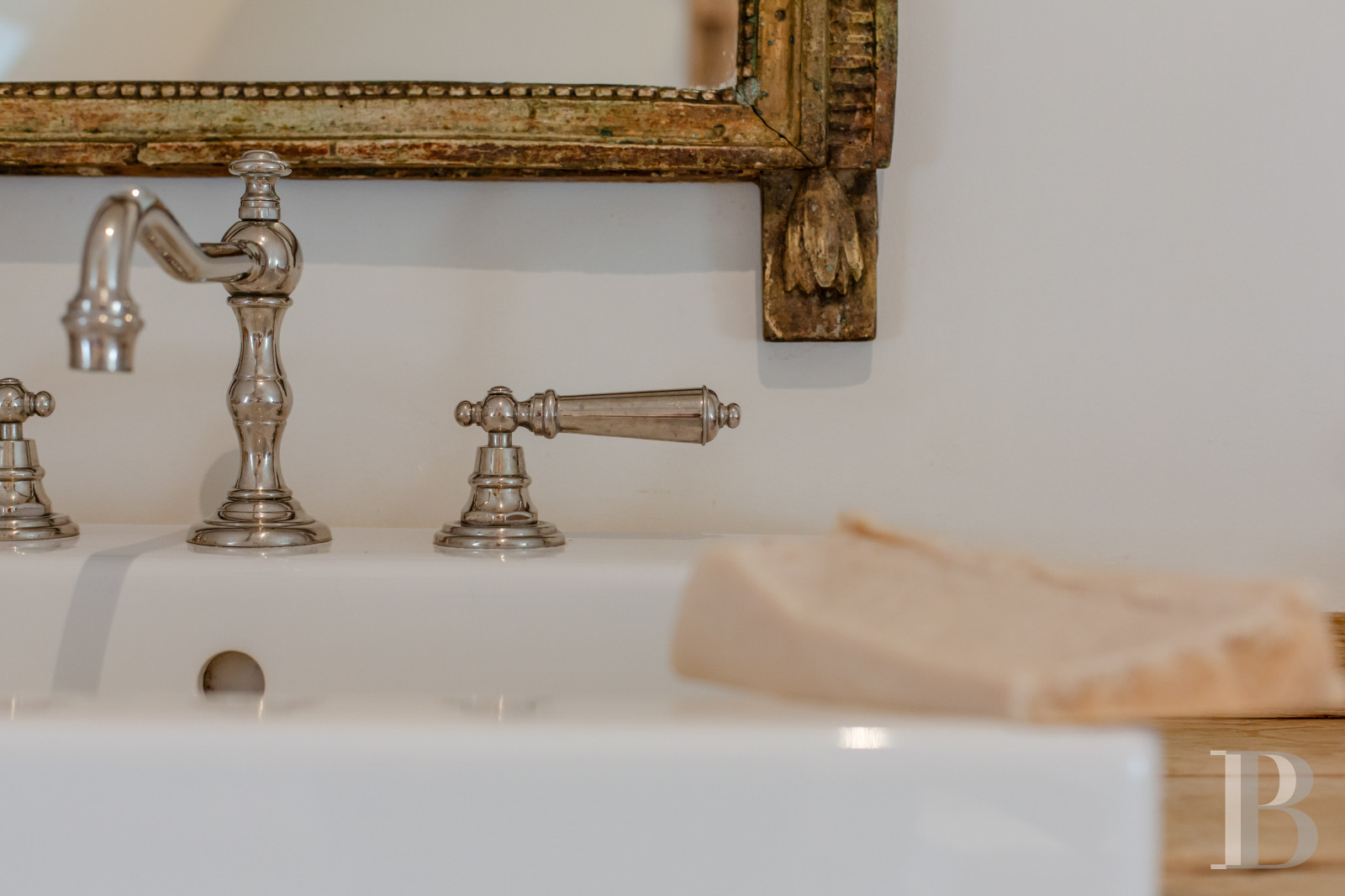 En Anjou, à l’ouest de Saumur,  un ancien presbytère du 18e siècle en bord de Loire pour de calmes séjours - photo  n°49